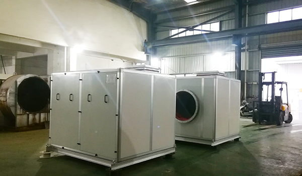 低噪聲隔音箱離心式風(fēng)機-佰斯拓