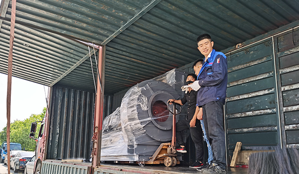 熔噴線離心風機發貨現場